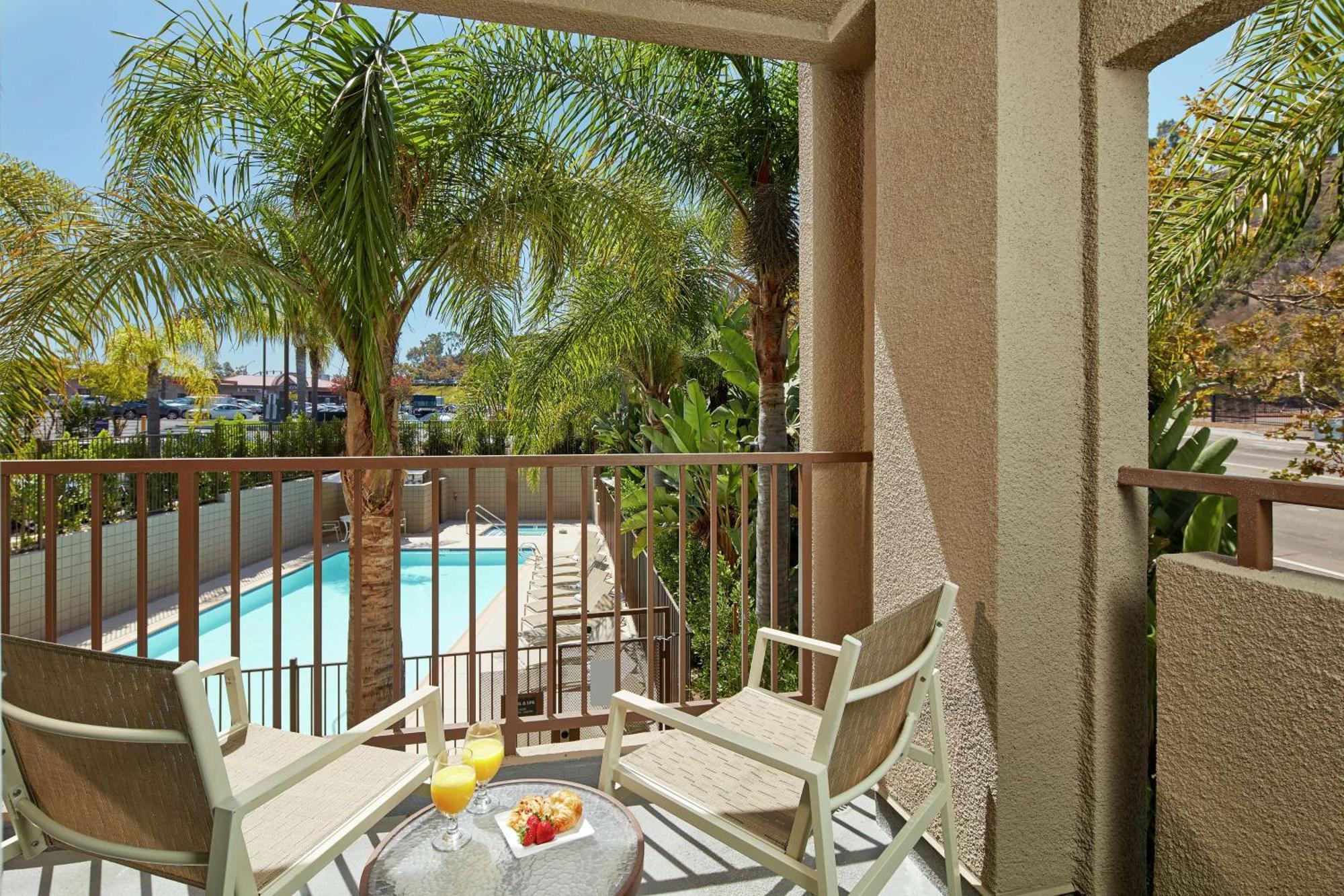 Hilton Garden Inn San Diego Mission Valley/Stadium Exterior photo