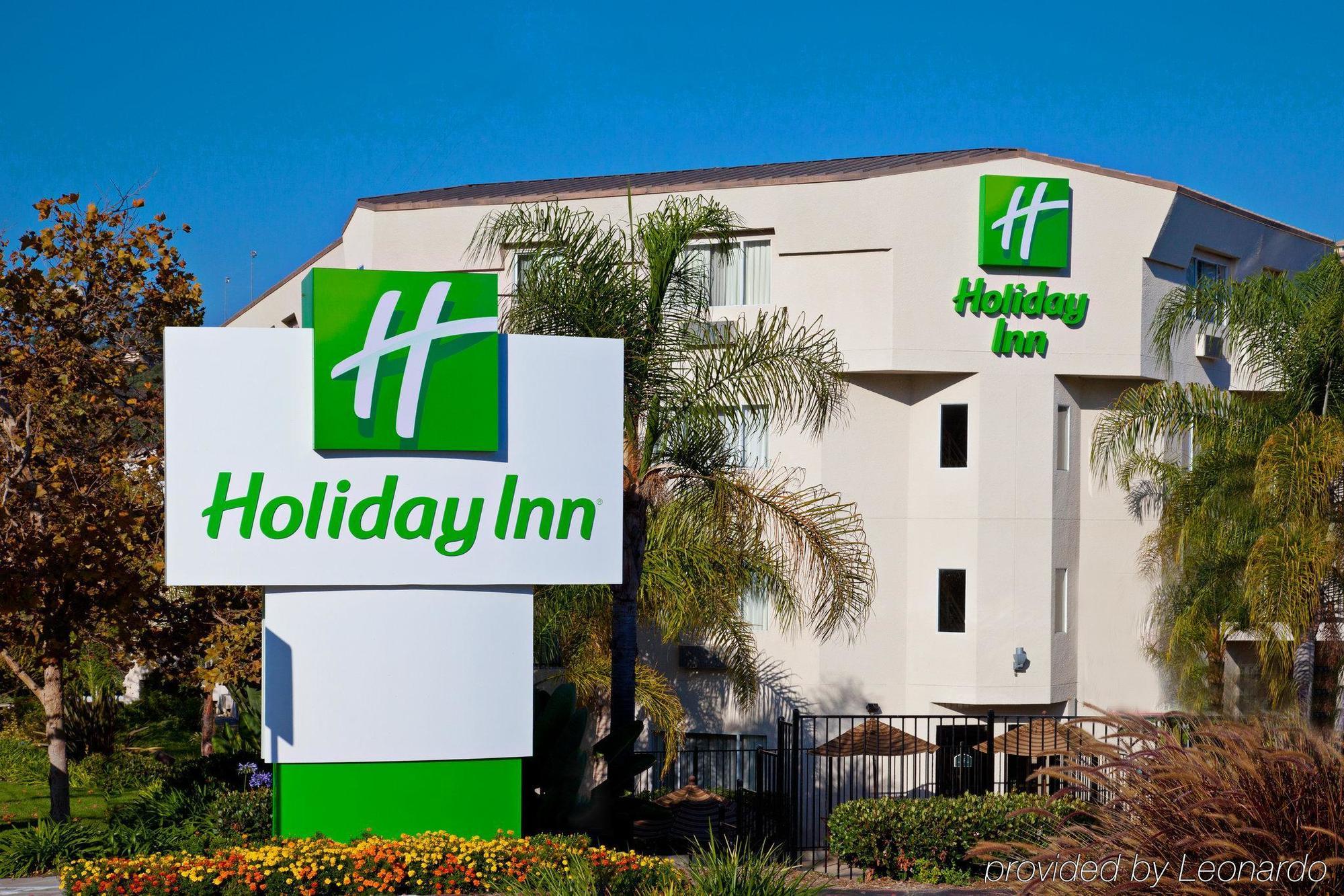 Hilton Garden Inn San Diego Mission Valley/Stadium Exterior photo