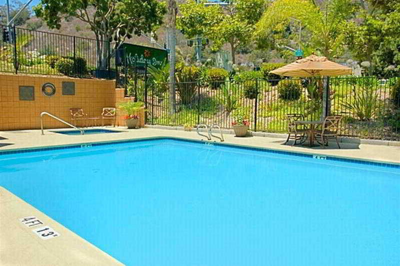 Hilton Garden Inn San Diego Mission Valley/Stadium Exterior photo